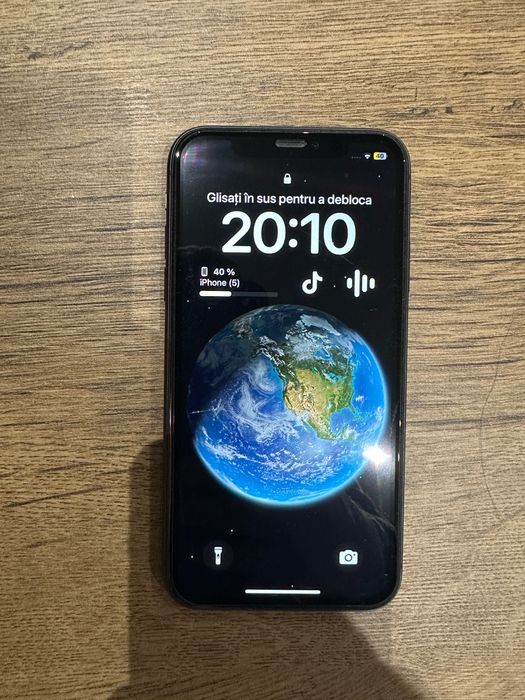 iPhone 11 negru folosit