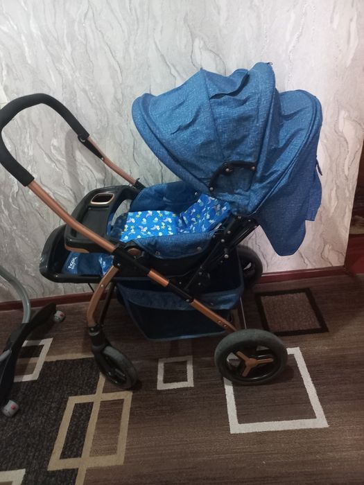 Детская коляска  и люлька