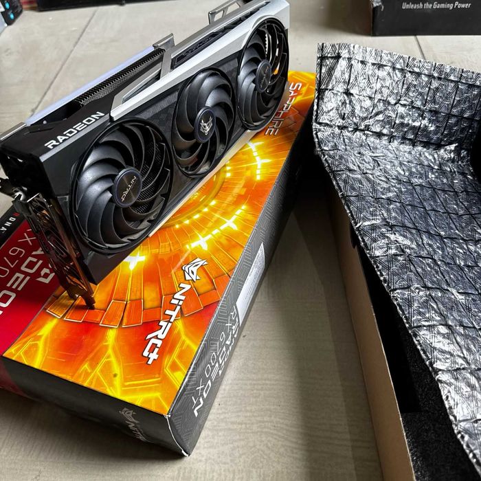 NITRO+ AMD Radeon RX 6700 XT 12G GDDR6