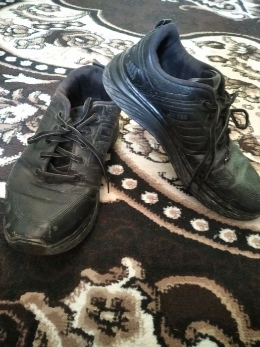 Krasovka Adidas  muskoy nomer rangi qora