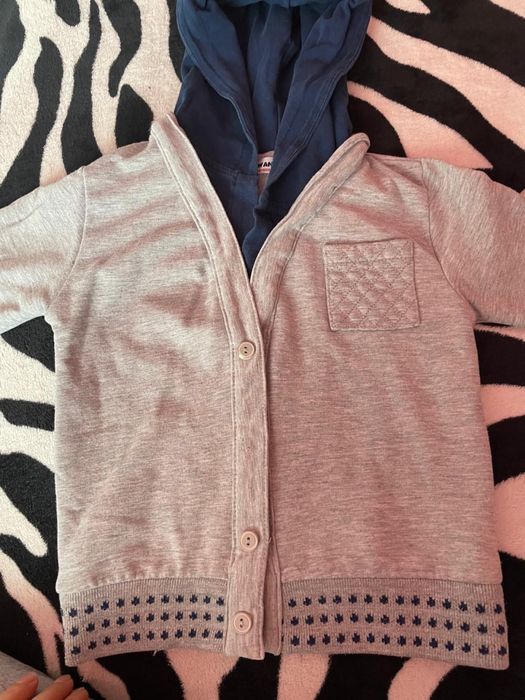 Одежда для малчика 4,5 лет почти новйе