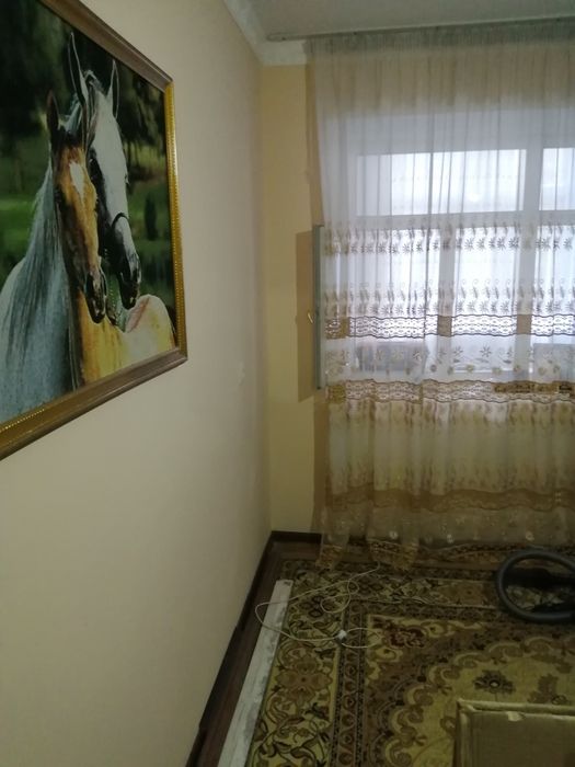 Продаётся 2 комнатная квартира с ремонтом.