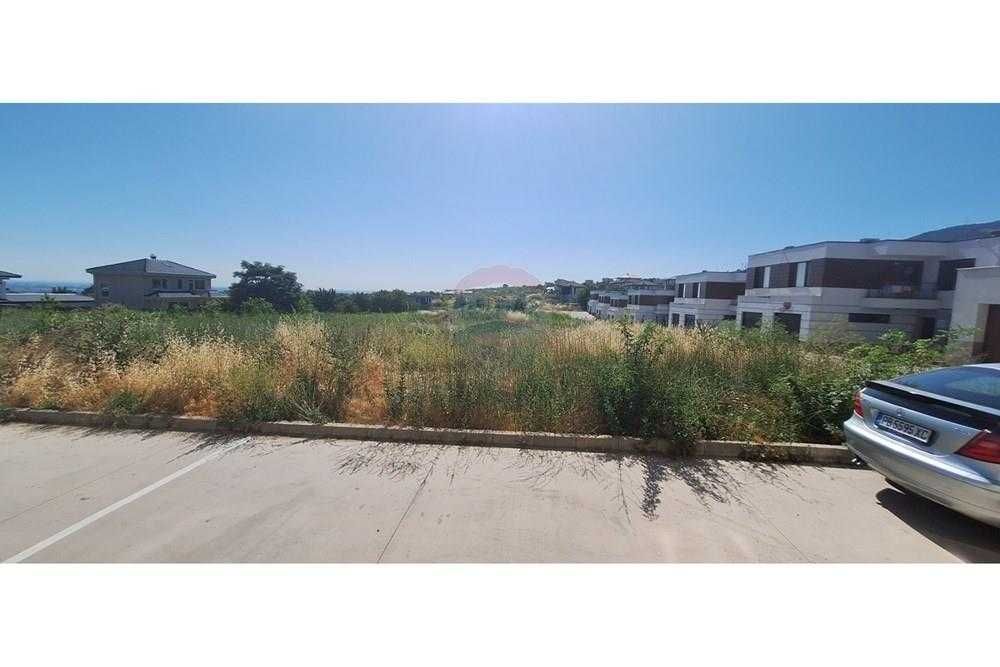 Продава се Гараж / Паркомясто в с. Марково, Област Пловдив - 10 кв.м за 750 €/кв.м - Снимка #8