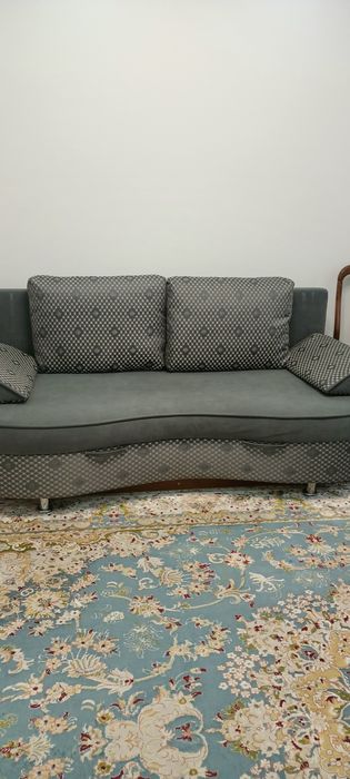 Продам диван в отличном состоянии