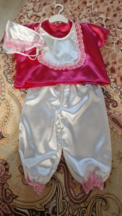 Продам новогодние костюмы