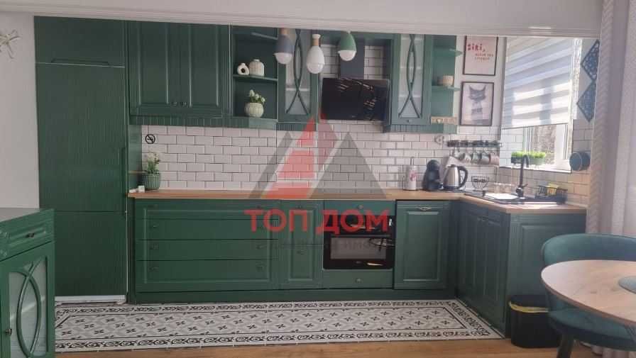 Дава се под наем Двустаен апартамент в Варна, Център - 55 кв.м за 867 € - Снимка #2