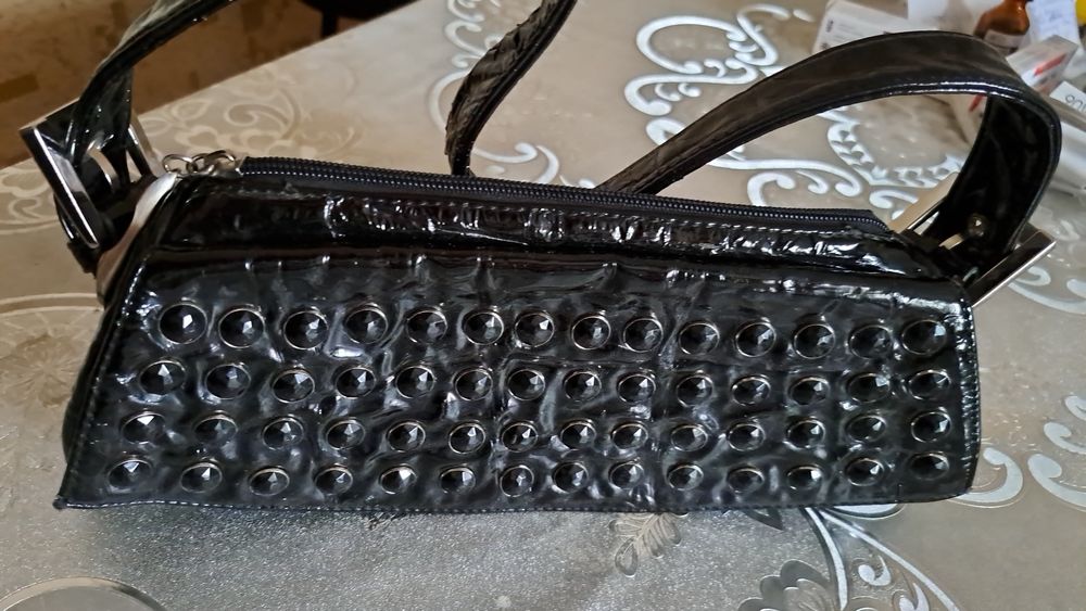 Сумки и чемоданы