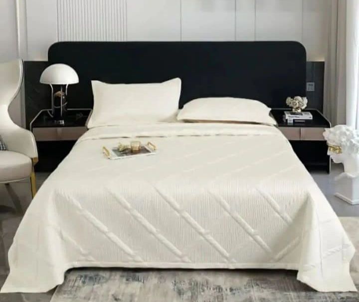 Покрывало Тенсель с двумя наволочками