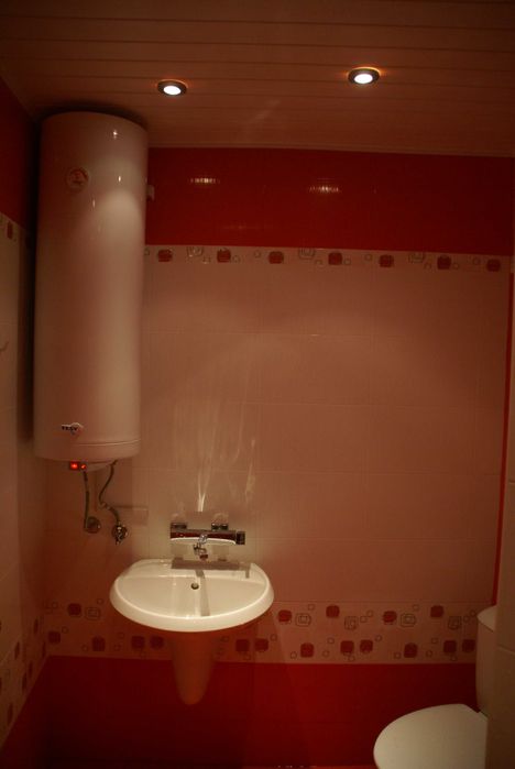 Дава се под наем Двустаен апартамент в Варна, Център - 60 кв.м за 498.27 € - Снимка #10