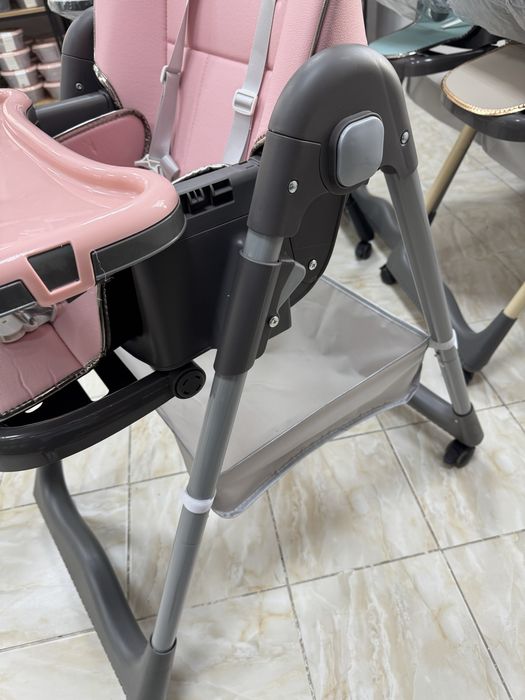 продам столик для кормления