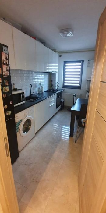 Apartament cu  2 camere  , dressing si boxa