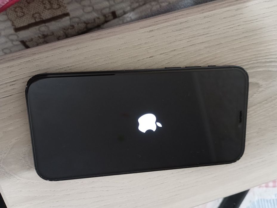 Продам Iphone 12 128gb