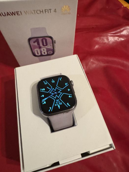 Смярт часовник/SmartWatch Huawei  Fit 3 Бартер за AppleWatch7