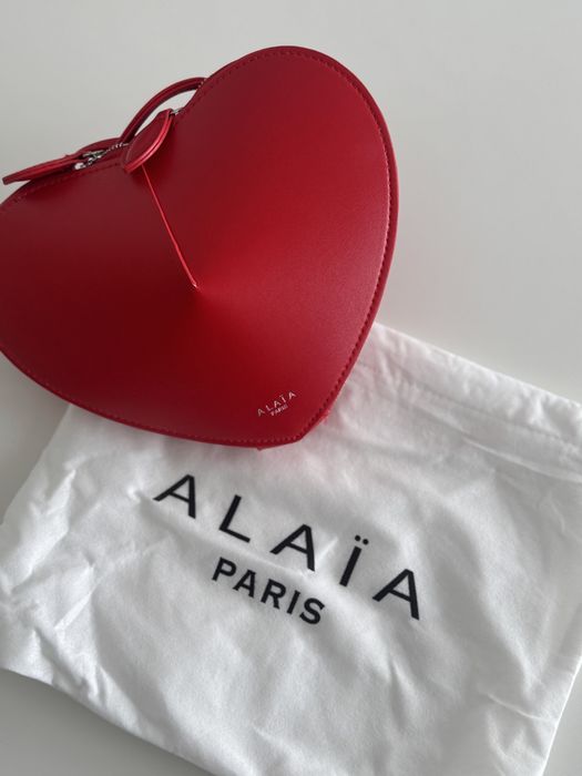 Дамска червена чанта сърце Alaia