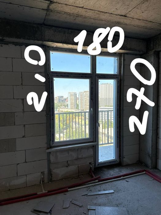 Пластиковые стекло пакеты и дверь, б/у