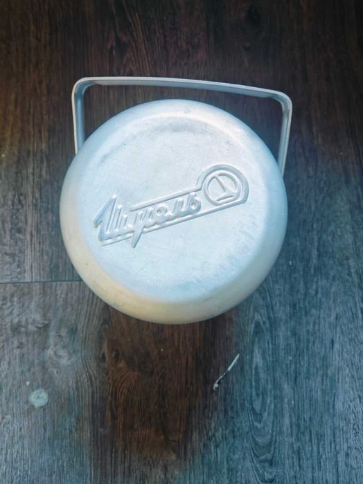 Примус Шмель туристически котлон от 1976 чисто нов. Договаряне.