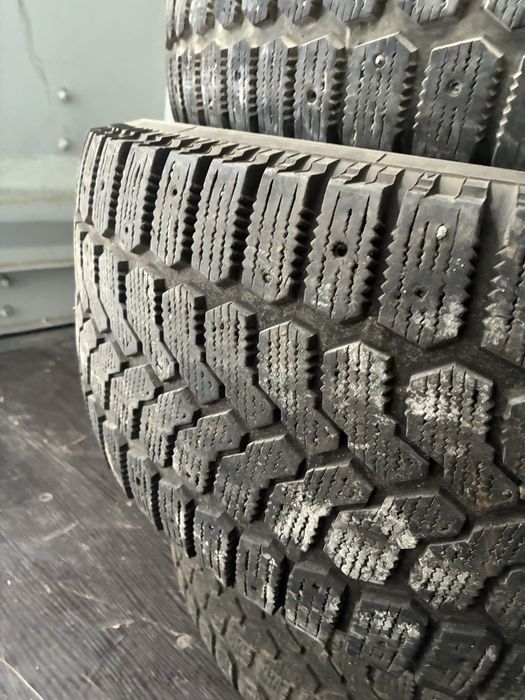 Зимняя резина шиповонная