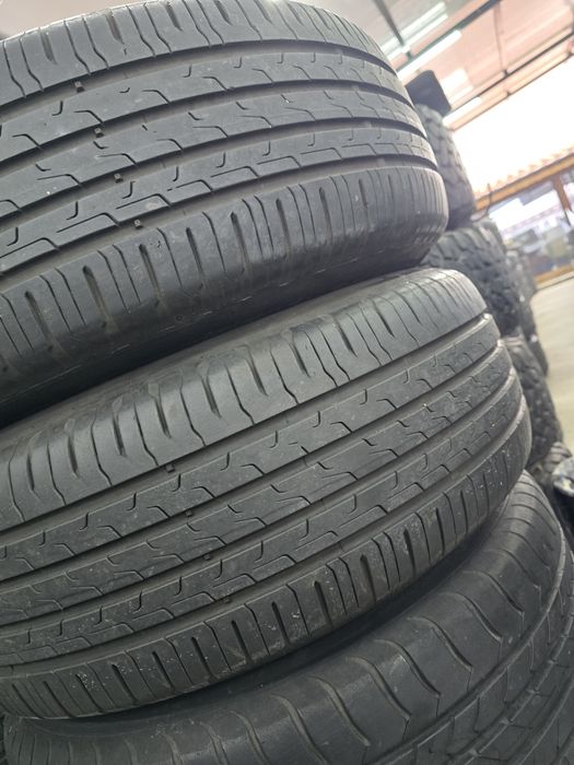 2 Броя 215/60/16 Continental 5mm 23dot