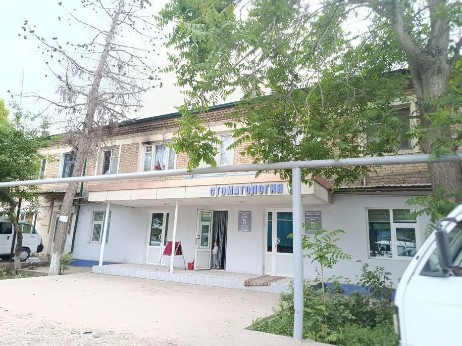 Сирдарё туманида вогзал кучада дом сотилади  бор.