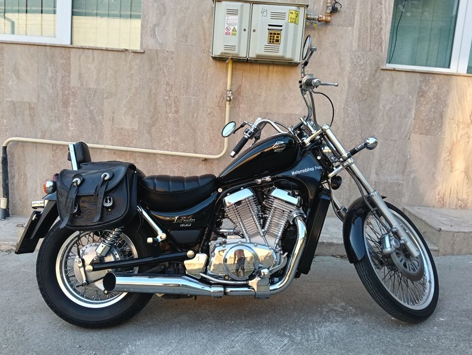 Suzuki Intruder Vs800 13000 km