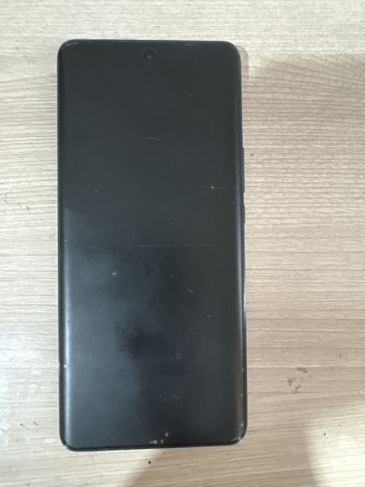 Продам телефон HONOR X9b