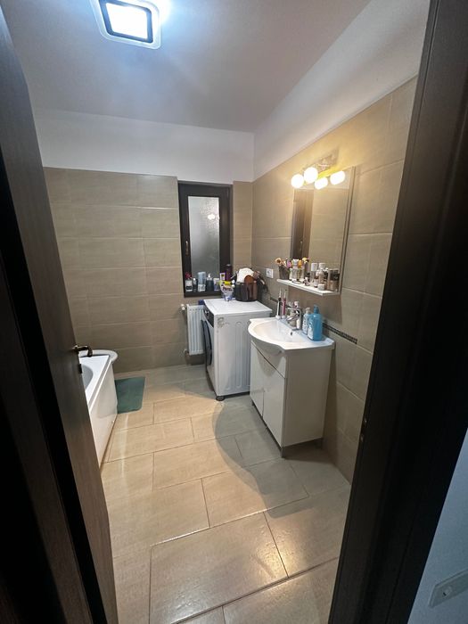 Persoană fizică-Apartament două camere Valea Lupului Iași-Negociabil