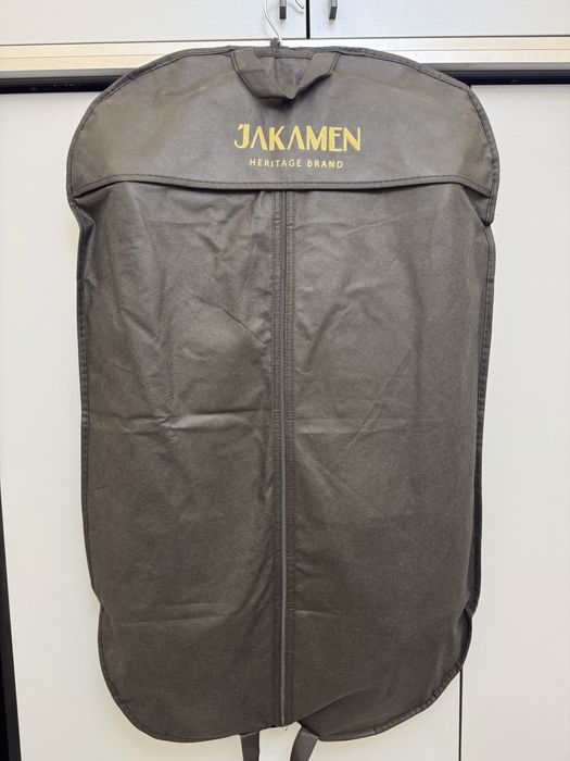 Смокинг Jakamen.