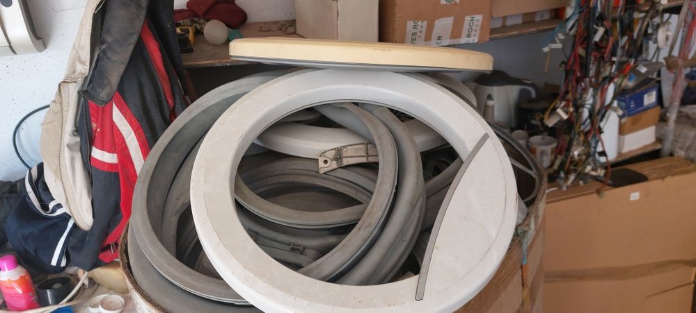 Запчасти для стиральных машин.