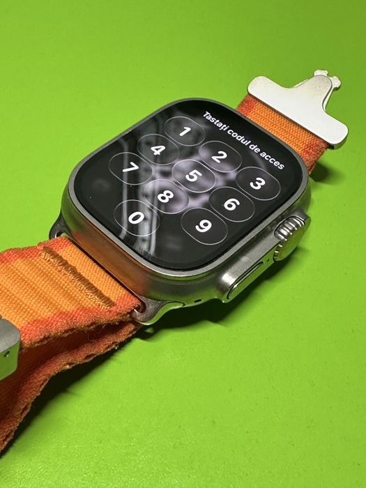 Apple Watch Ultra 2022 49mm, GPS + Cellular, Titanium,