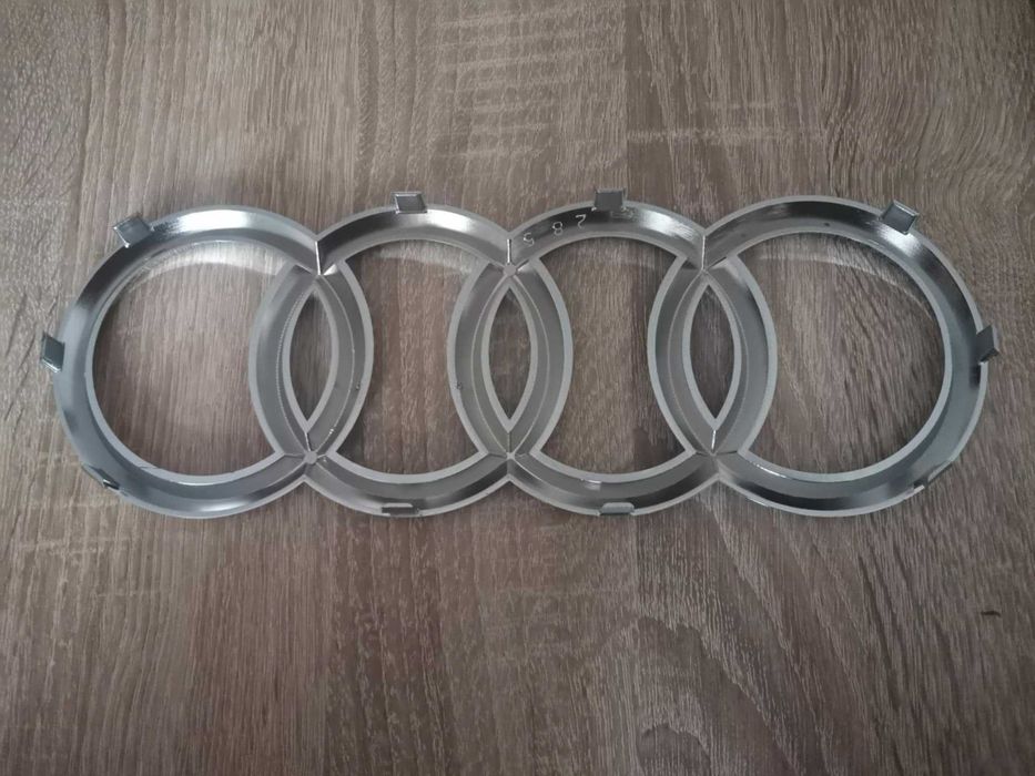 сребриста емблема за Ауди Audi 27.5 см