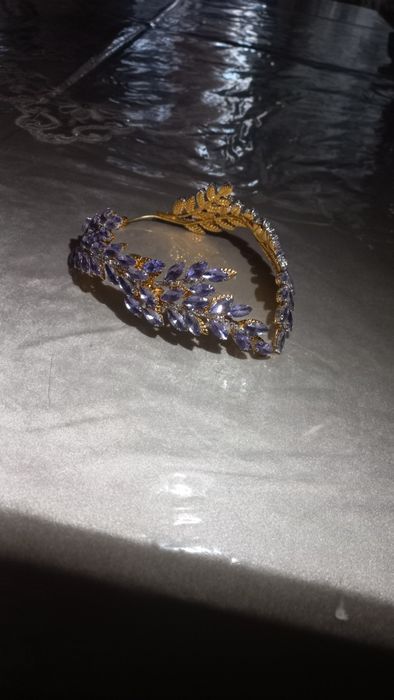 Жудаям чиройли диодема