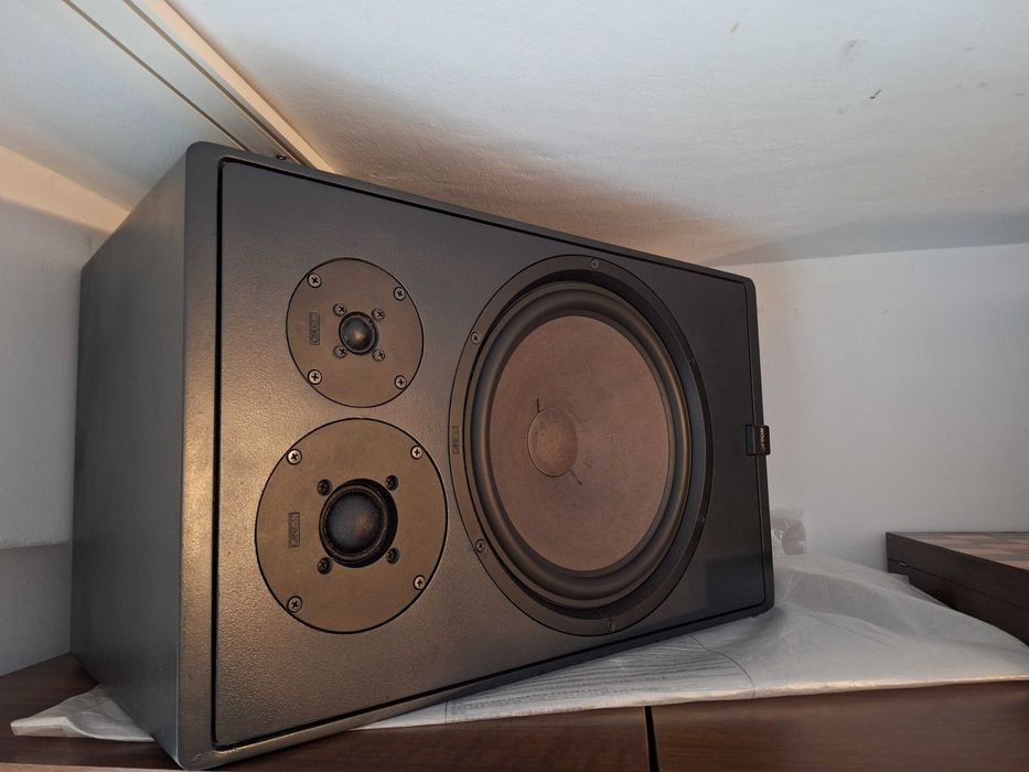 Boxe Canton Quinto 540 bass 30 cm 20hz recap total