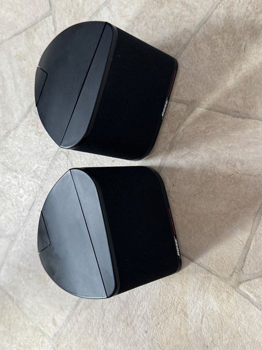 2 sateliți audio BOSE Acoustimas Sistem