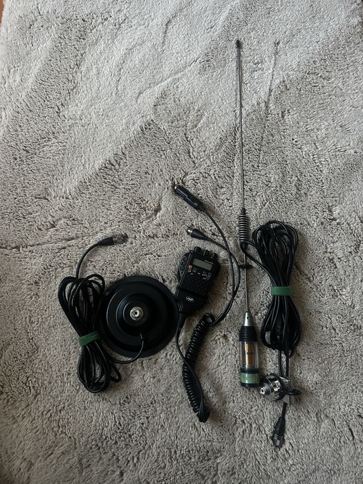 Statie  Rdio CB Portabila PNI Escort HP62AC