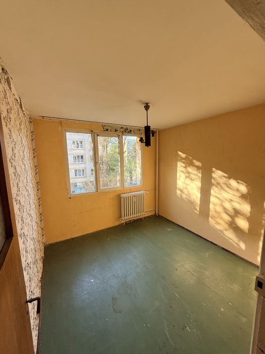 Apartament 3 camere drumul taberei