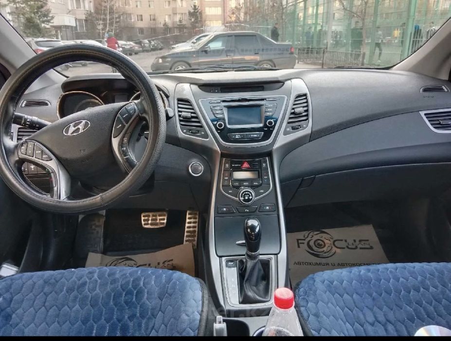 Hyundai Elantra 2013