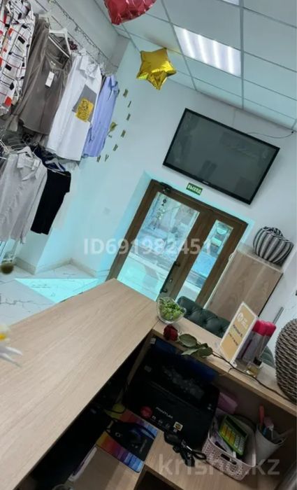 Продам магазин Казбековой 1
