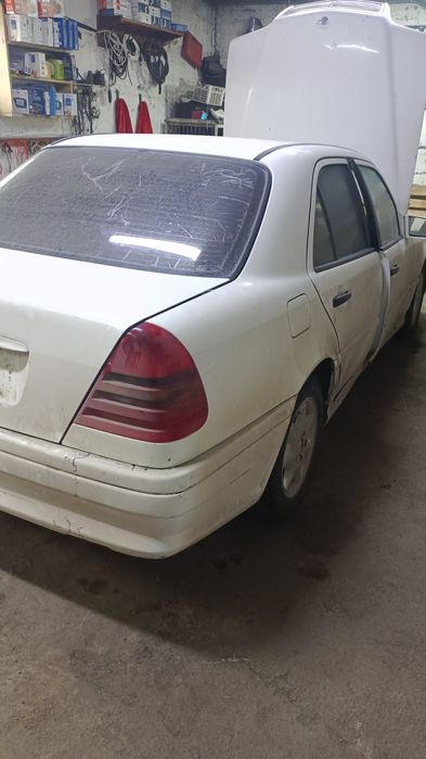 Продам Мерса есть все