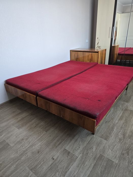 Продам двухспальную кровать