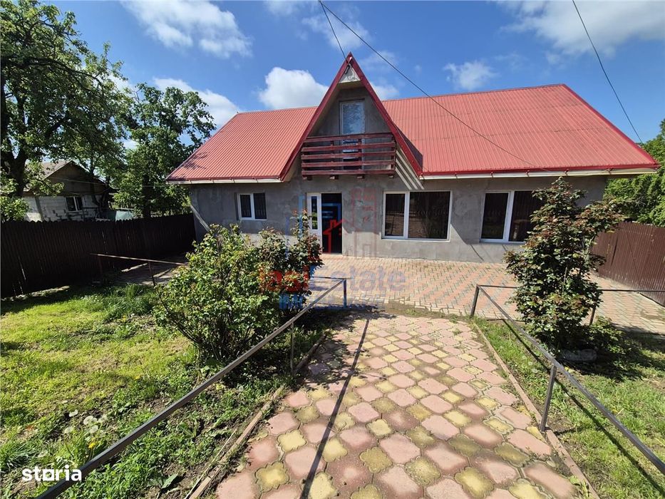 Casa noua, intr-un cadru natural deosebit la 50km de Iasi