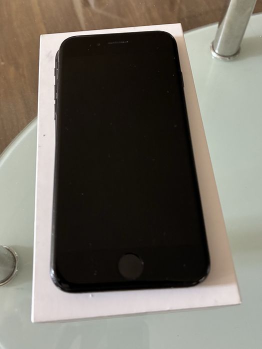 I Phone SE 2020 64GB
