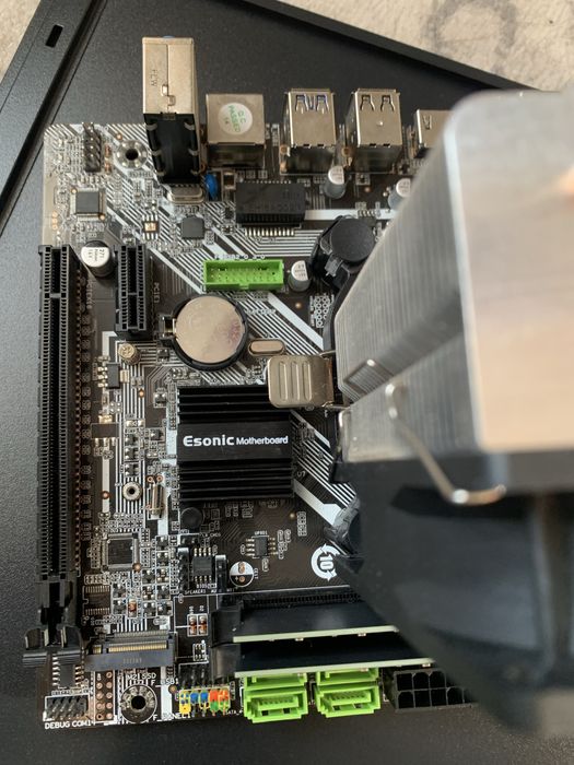 I7 3770 Esonic Motherboard LGA1155 DDR3 1600mhz 2x8 16gb