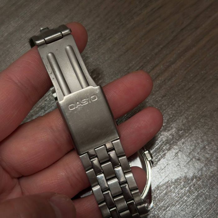 Часы Casio (оригинал)