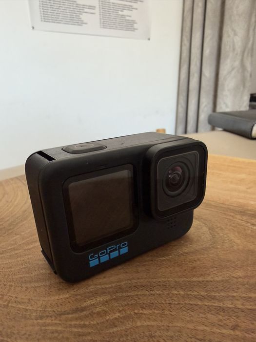 Camera video sport GoPro Hero 11 +card si accesorii