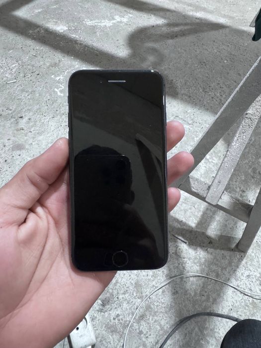 Iphone 8 идеал состояниеда нархи 1млн яна келишамиз
