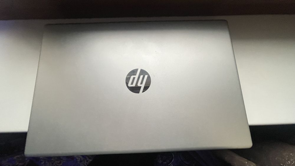 HP noutbuk yangi