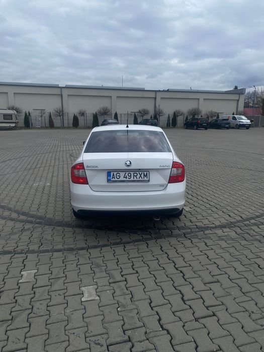 Vând Skoda Rapid 2013