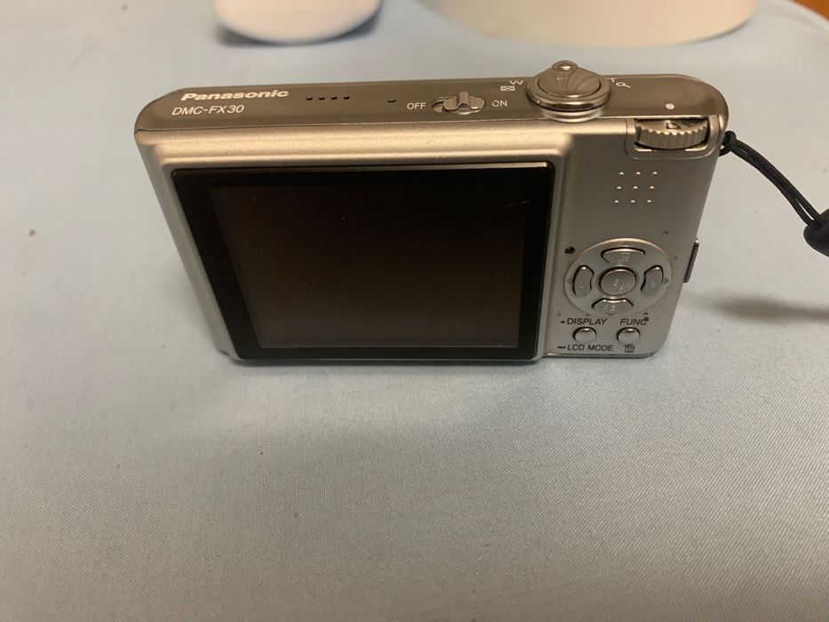 фотоаппарат Panasonic Lumix DMC-FX33.