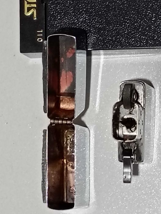 2 запалки Zippo + Калъфчета за колан