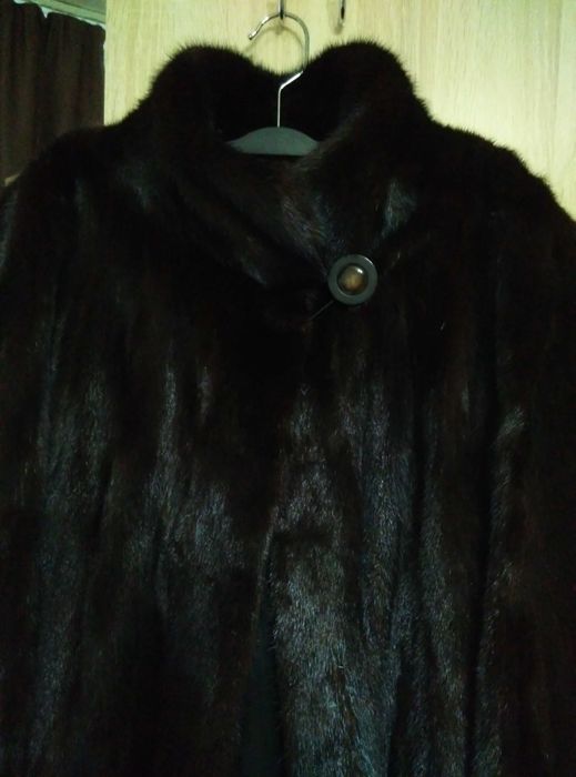 продам норковую шубу